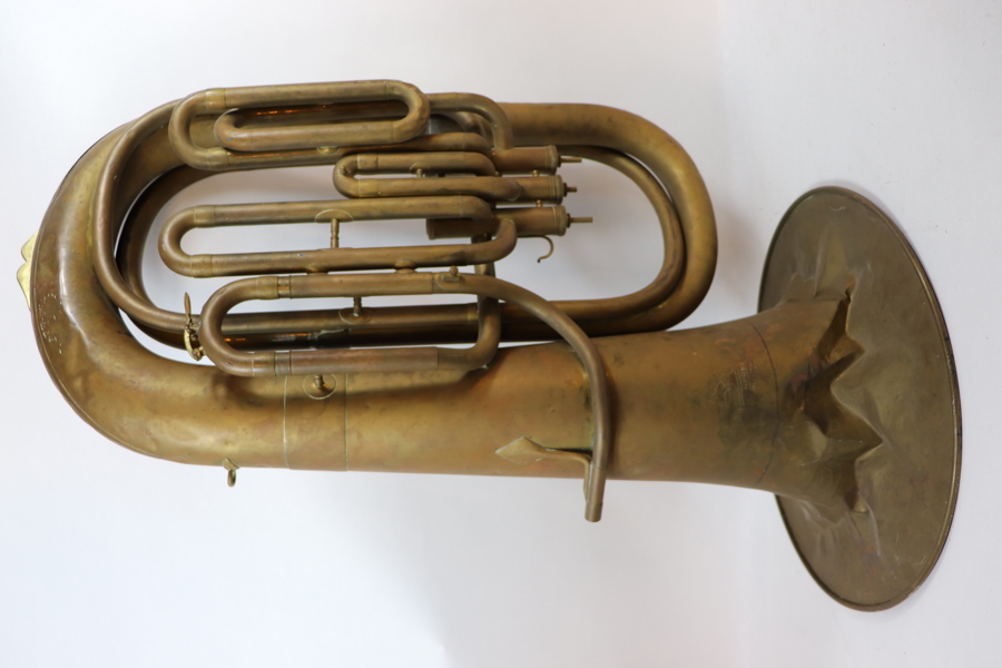 Trumpet Royal Crown Längd 84 cm 