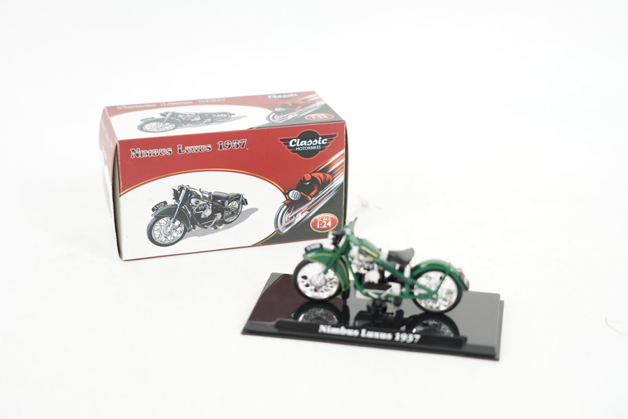 Nimbus Luxus 1937 modell motorcykel 1:24