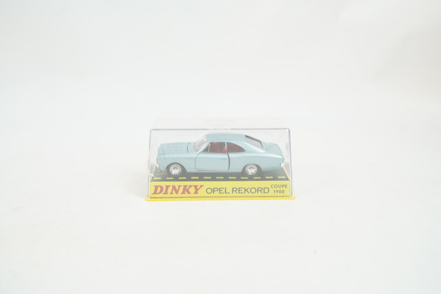 Dinky Toys Opel Rekord Coupe 1900