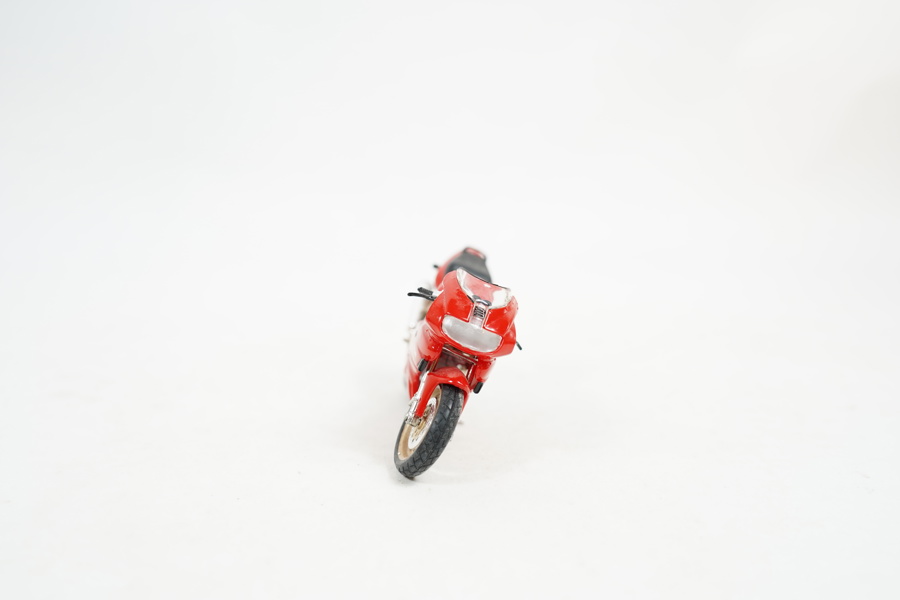 Ducati motorcykel Maisto 