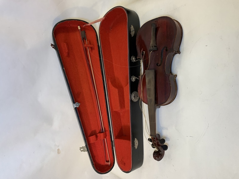French violin, Médio-Fino